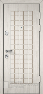 Фото «Дверь в дом №43» в Москве