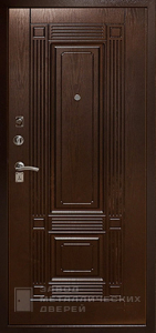 Фото «Дверь в дом №19» в Москве