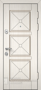 Фото «Дверь в дом №7» в Москве